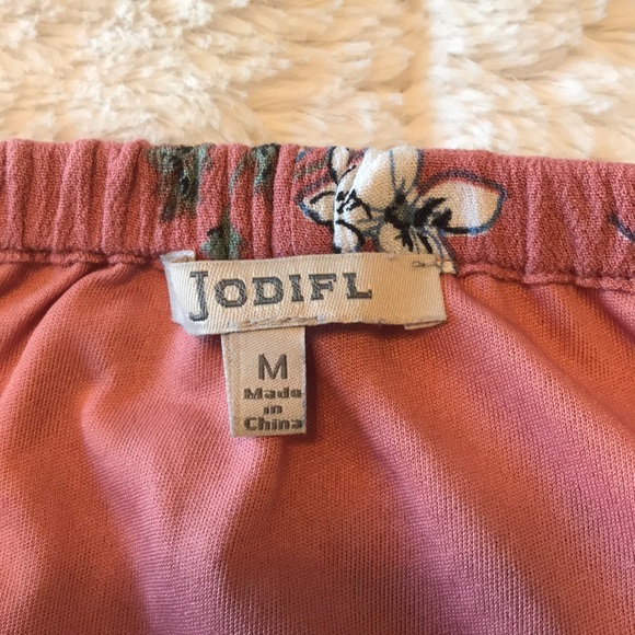 Off shoulder top - Picture 2 of 3